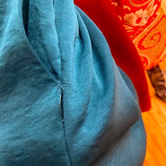 BCBG strapless mini cocktail dress with pockets. Size 8. New. - Picture 8 of 8